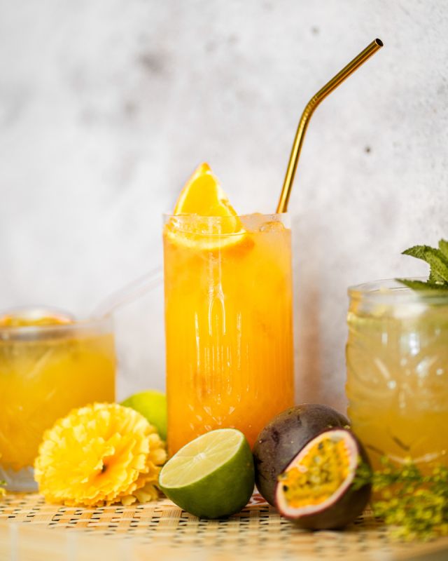 Enjoy the tropical vibes with every sip. 🌴🍊☀️

#passimoncello #tropical #summervibes #tropicalvibes #cocktail #cocktailidea